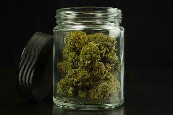 The Risky Cocktail: Understanding the Dangers of Mixing Weed with Alcohol